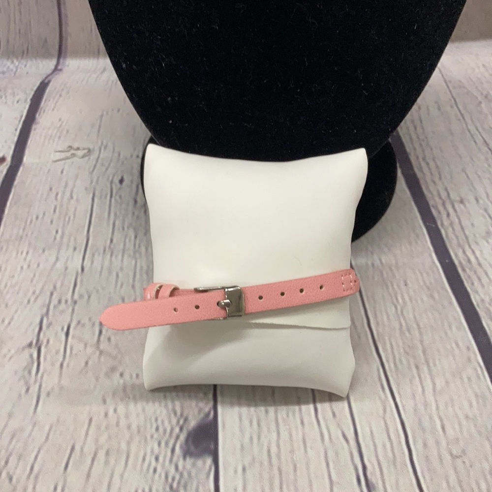 Pink watch - Picture 2 of 2